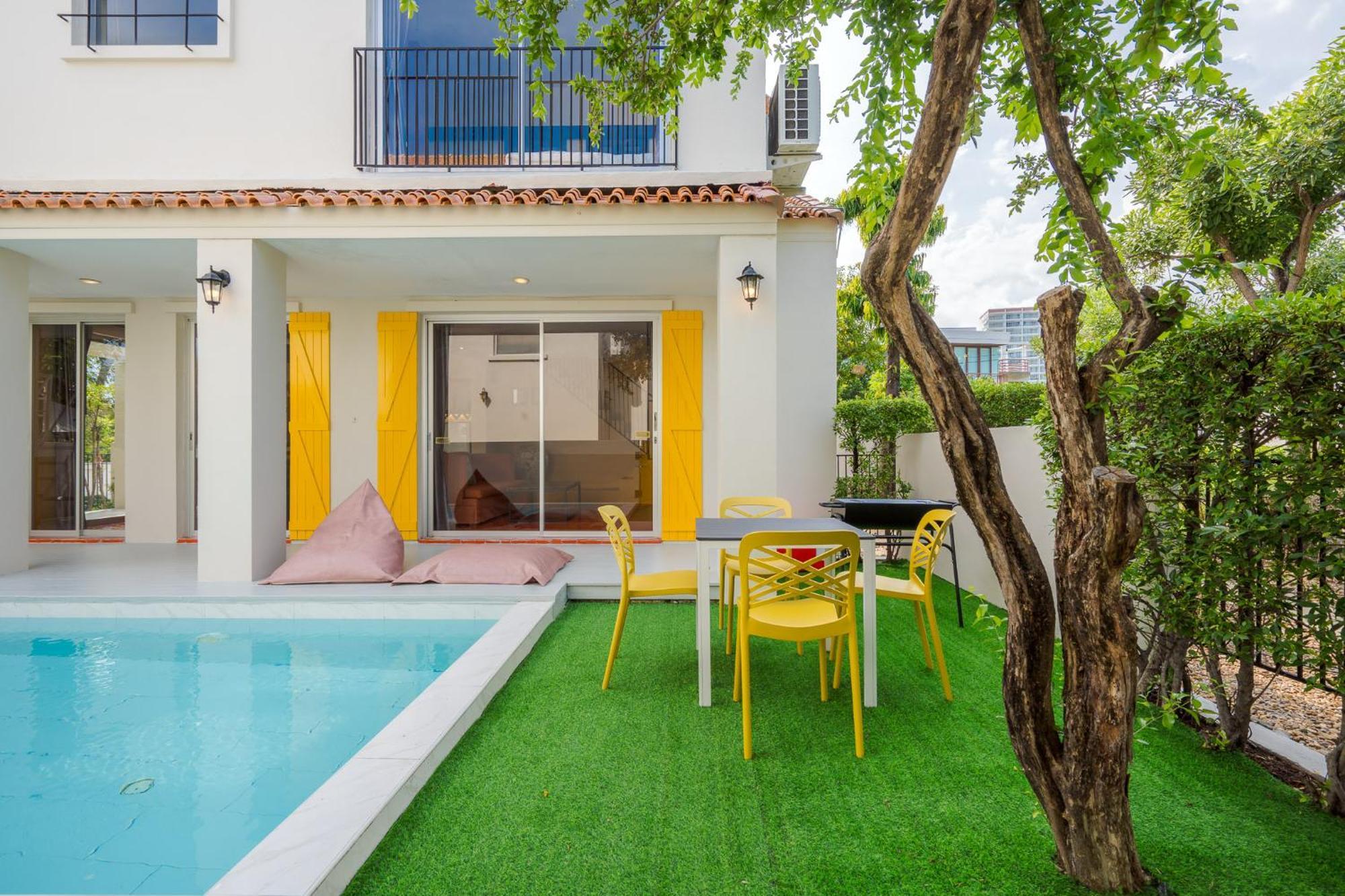 Venice Village Hua Hin Pool Cha-am